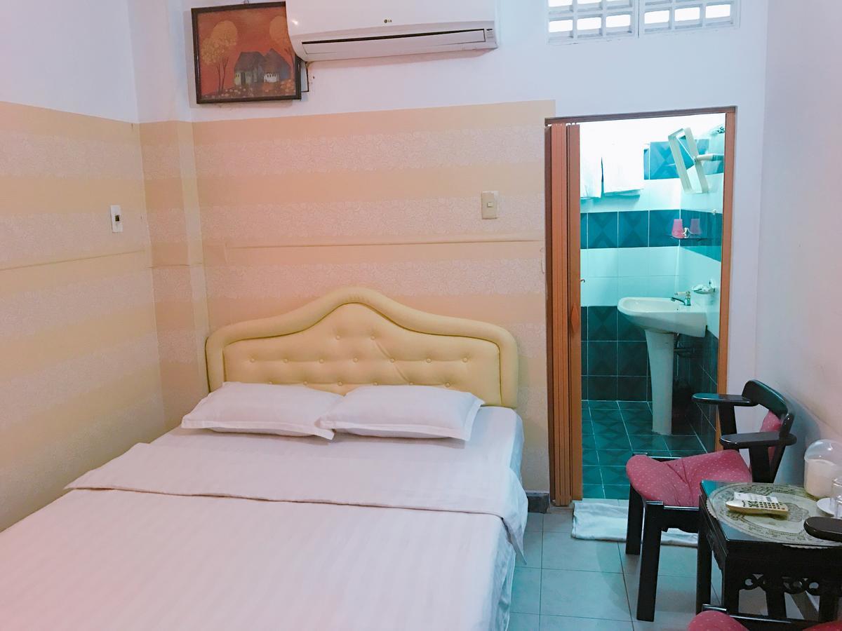 Thinh Vuong Hotel Ho Chi Minh City Exterior photo